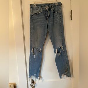 H&M Girlfriend destroyed denim jeans. Women’s size 29